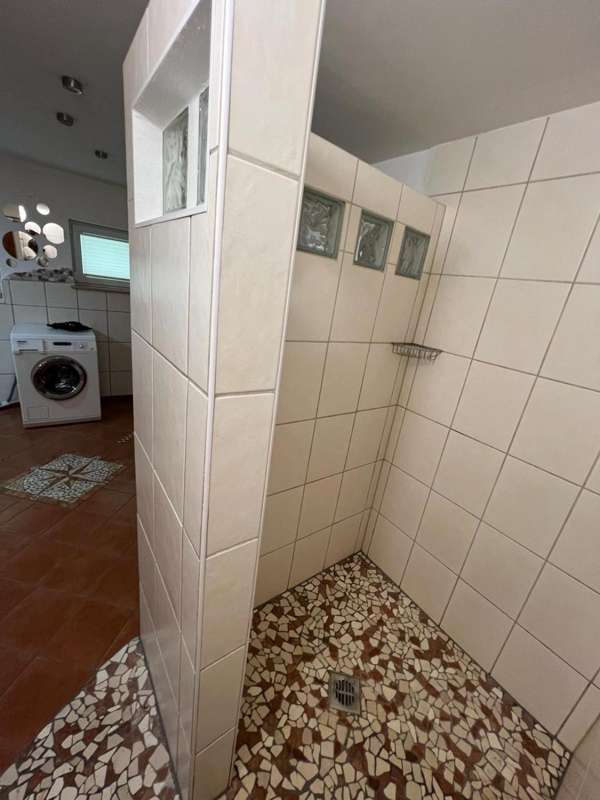 Haus Am Berzdorfer See - 3 Schlafzimmer - Ganzes Haus Zur Alleinnutzung - Terrasse - Hochwertige Ausstattung Гёрлиц Экстерьер фото